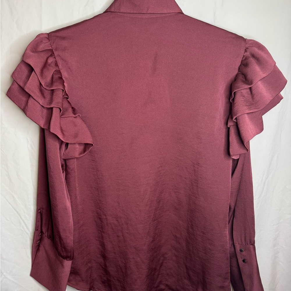 Express Ruffle Shoulder Button-Up Shirt - Picture 4 of 8